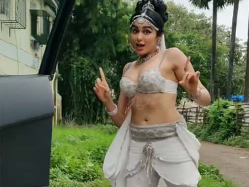 Which digital celebs have taken the Kiki Challenge?